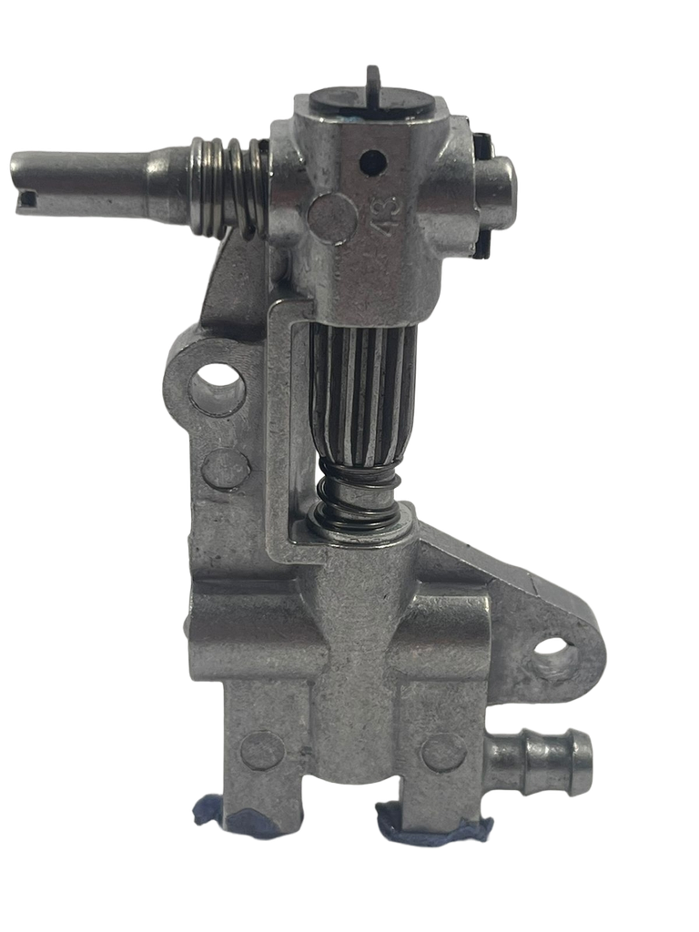 Bomba de aceite de motosierra compatible con 5800